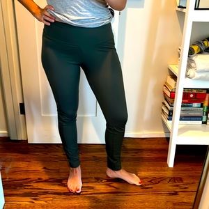 Aday “Brakes Off” leggings in moss green, midrise, side pocket for phone!